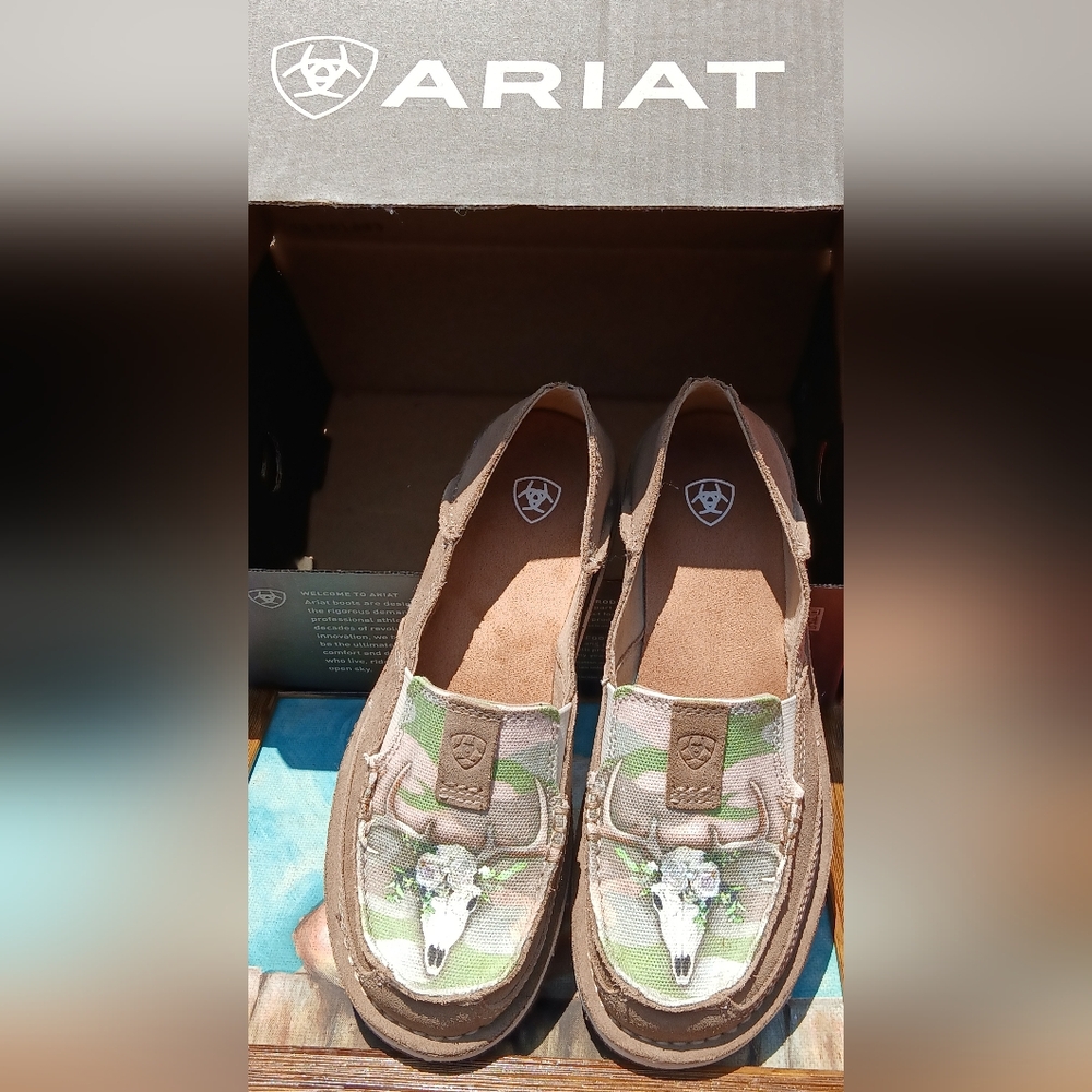 Ariat Cruiser Skull Print Slip-On Casual Shoes